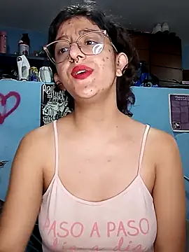 Snapshot of LoveElectra chatting on March 15, 2025, 1:18 pm LoveElectra online show from March 15, 2025, 1:18 pm