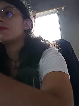 LoveElectra online show from May 23, 2026, 5:17 pm