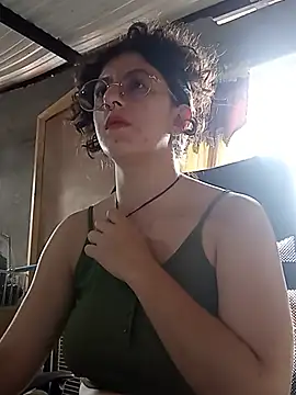 LoveElectra online show from June 26, 2026, 5:28 pm