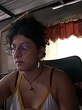 LoveElectra online show from July 8, 2026, 9:08 pm
