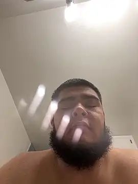 Snapshot of daddymaniaco69 chatting on December 11, 2024, 9:34 pm daddymaniaco69 online show from December 11, 2024, 9:34 pm