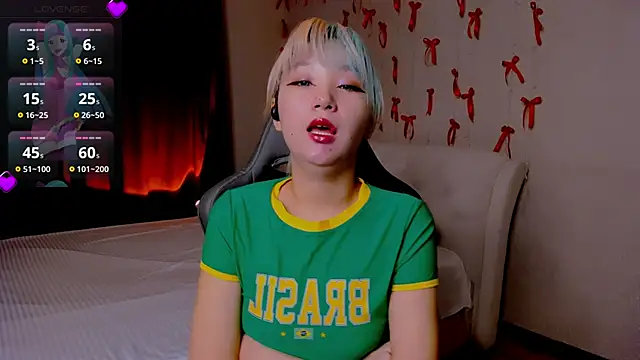 Milla Aheo online show from April 23, 2026, 1:13 pm