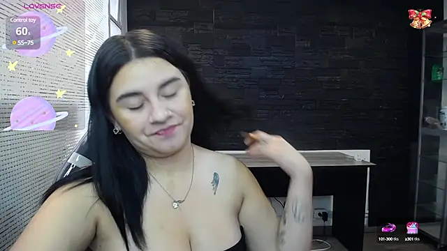 SaraBraun  online show from December 19, 2024, 2:24 pm