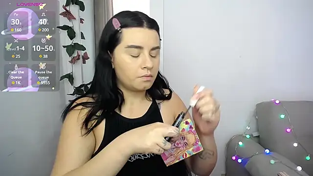 SaraBraun  online show from February 19, 2025, 7:38 pm