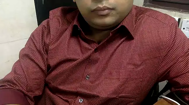 simpleguy1011 online show from December 12, 2024, 12:55 pm