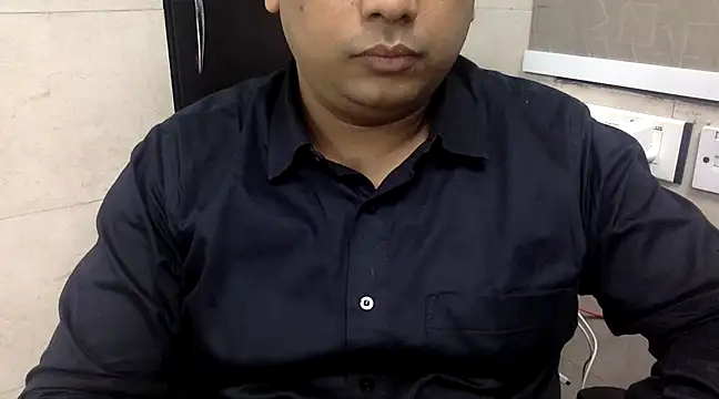 simpleguy1011 online show from December 18, 2024, 3:55 pm