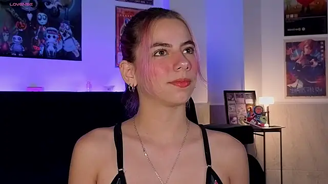 ArtemisaBlake online show from December 5, 2025, 3:59 am