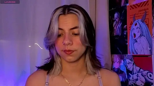 ArtemisaBlake online show from April 21, 2026, 3:50 pm