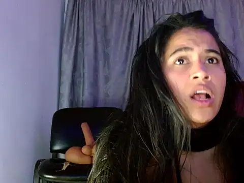 brihanna lena online show from October 29, 2025, 5:42 am