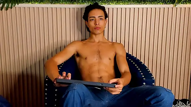 JoshRashfordd online show from October 2, 2025, 11:50 am
