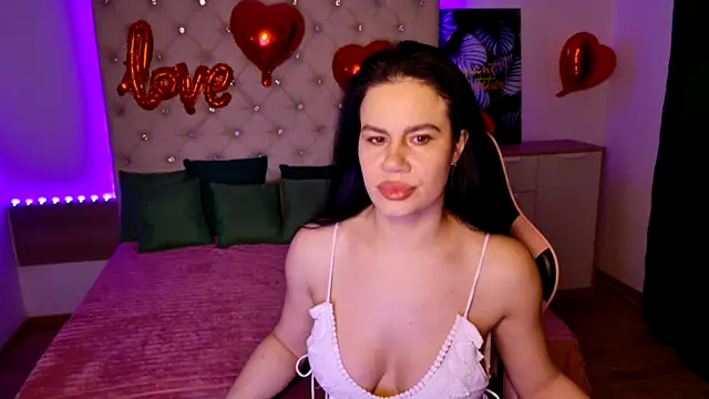 KattieSims online show from February 6, 2025, 4:31 am
