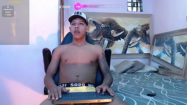 mr stiven  online show from March 14, 2025, 2:53 am