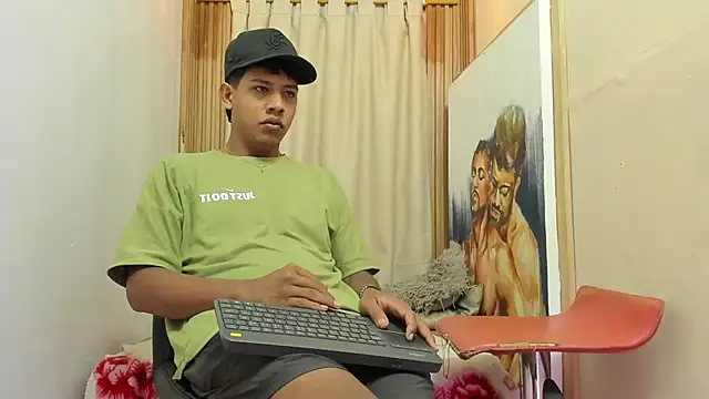 mr stiven  online show from February 13, 2026, 3:24 am