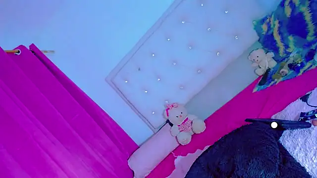 Theylor Rouse online show from March 25, 2026, 8:42 am