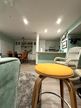 Snapshot of Texascoastedger chatting on October 25, 2025, 9:06 am Texascoastedger online show from October 25, 2025, 9:06 am