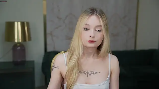 Ewa Pearl online show from March 19, 2025, 7:40 am