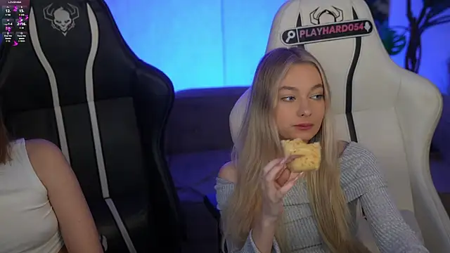 Ewa Pearl online show from December 5, 2025, 11:30 am