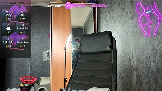 RachelPirce online show from December 4, 2025, 6:01 am