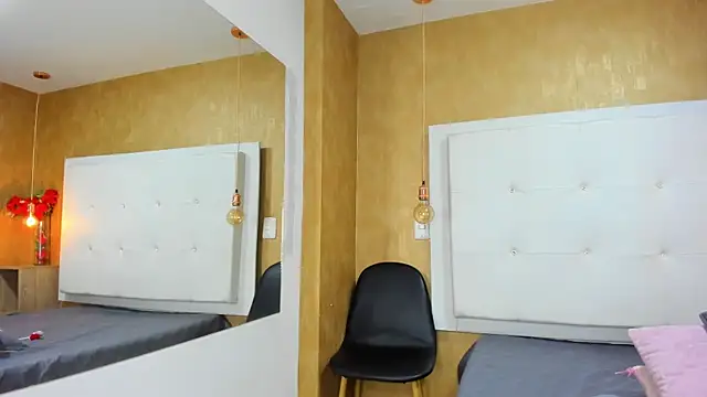 Milaspetite online show from November 26, 2025, 12:44 am