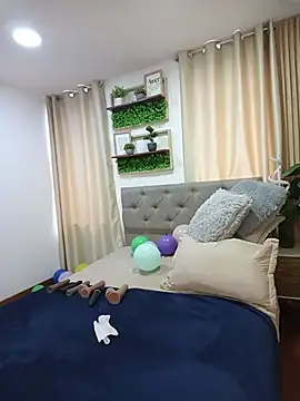 sasi luna online show from March 23, 2026, 2:10 pm