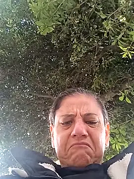 Snapshot of sasi_luna chatting on June 26, 2026, 1:15 pm sasi luna online show from June 26, 2026, 1:15 pm