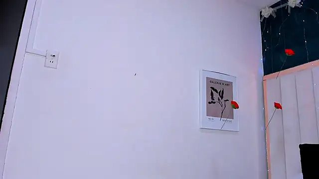 africa holmes online show from April 8, 2026, 2:44 am