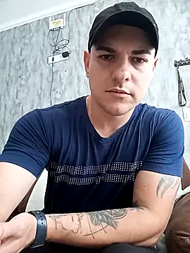 Snapshot of sigma358 chatting on September 18, 2025, 4:20 pm sigma358 online show from September 18, 2025, 4:20 pm