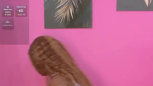 kinkyandsavage online show from November 22, 2025, 7:02 pm