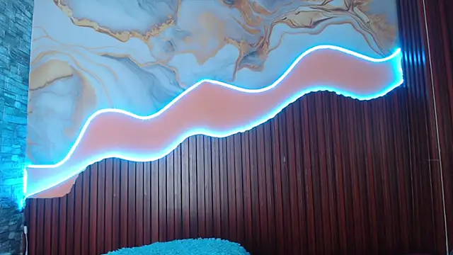 mariilulp303av online show from February 9, 2026, 4:16 am