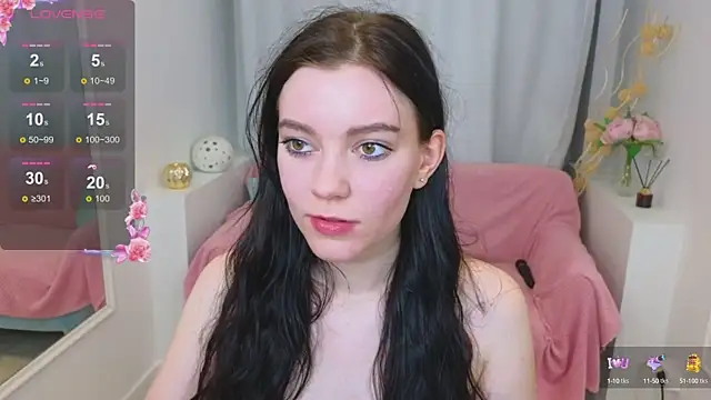 Lana  Cute  online show from February 25, 2025, 6:53 pm