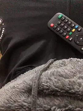 Dominador50T0ns online show from November 27, 2025, 7:27 pm