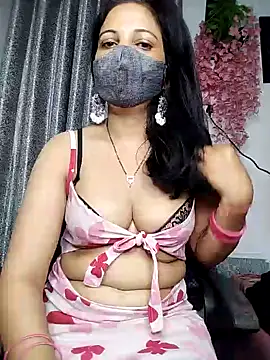 Snapshot of sexy_bhabhi69 chatting on January 10, 2025, 12:49 am sexy bhabhi69 online show from January 10, 2025, 12:49 am