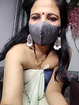 Snapshot of sexy_bhabhi69 chatting on February 20, 2025, 8:14 pm sexy bhabhi69 online show from February 20, 2025, 8:14 pm