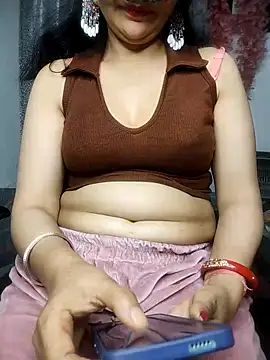 Snapshot of sexy_bhabhi69 chatting on March 18, 2025, 5:31 pm sexy bhabhi69 online show from March 18, 2025, 5:31 pm
