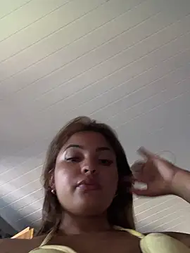 Snapshot of Nicollygriu chatting on February 1, 2026, 1:53 pm Nicollygriu online show from February 1, 2026, 1:53 pm