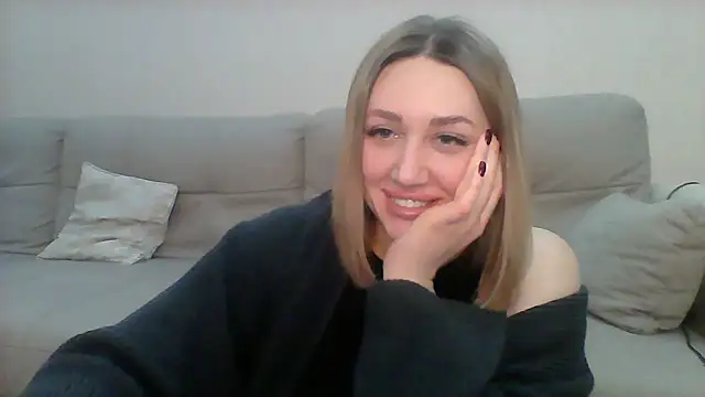 VickyLove047 online show from February 6, 2025, 6:13 pm