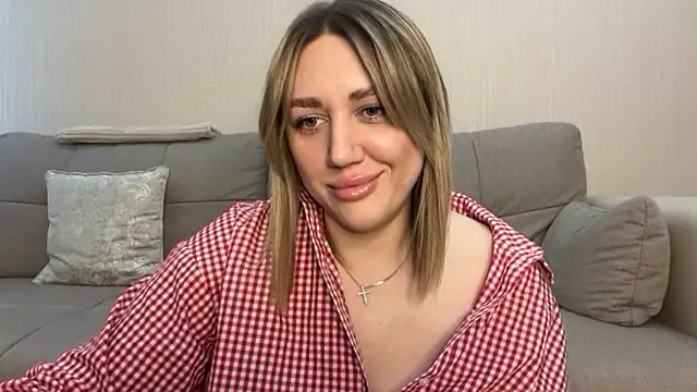 VickyLove047 online show from November 15, 2025, 6:11 am