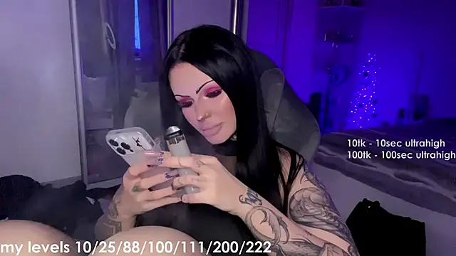  xxtina online show from January 6, 2026, 1:15 pm