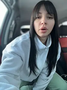 Snapshot of JulliaVegas chatting on March 4, 2026, 1:33 am JulliaVegas online show from March 4, 2026, 1:33 am