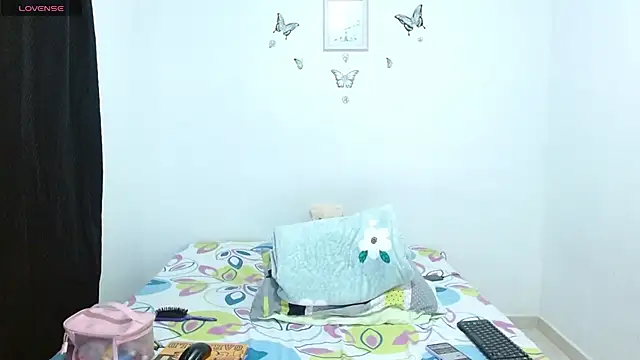 Snapshot of littleshydoll chatting on February 14, 2026, 11:34 pm littleshydoll online show from February 14, 2026, 11:34 pm