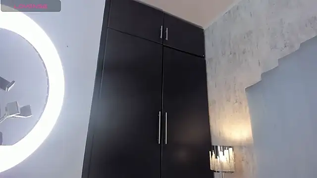 CharlotteDupontt online show from March 19, 2025, 1:40 pm