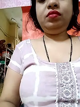 sunita-doll online show from October 16, 2025, 1:50 am
