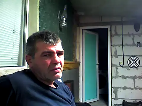 narcismarcu11 online show from October 10, 2025, 8:41 pm