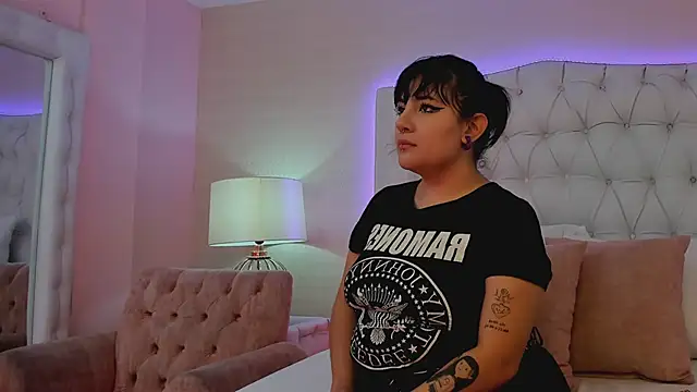 SophiGracee online show from December 27, 2024, 2:14 am