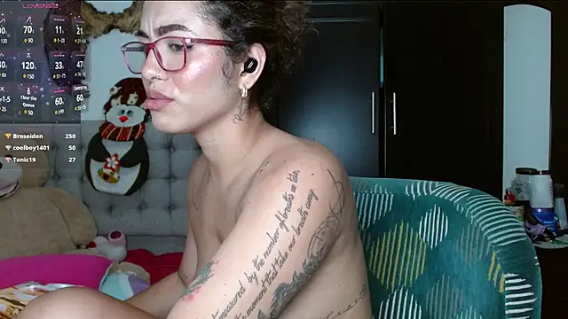 Snapshot of Sexy_Lia_ chatting on January 20, 2025, 7:47 am Sexy Lia online show from January 20, 2025, 7:47 am