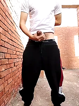 big cock2182 online show from February 17, 2026, 2:24 pm