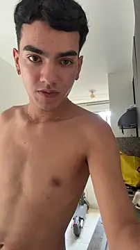 Snapshot of snakeeboy chatting on March 1, 2026, 5:04 pm snakeeboy online show from March 1, 2026, 5:04 pm