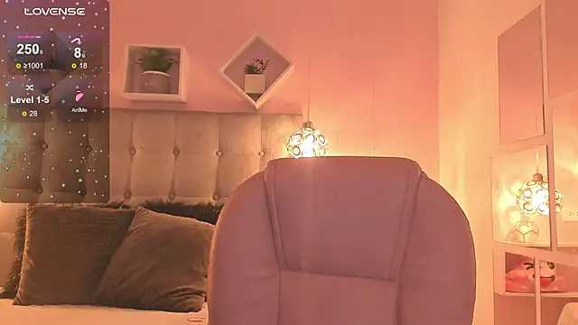 Snapshot of melanie_hh chatting on September 14, 2025, 4:11 am melanie hh online show from September 14, 2025, 4:11 am