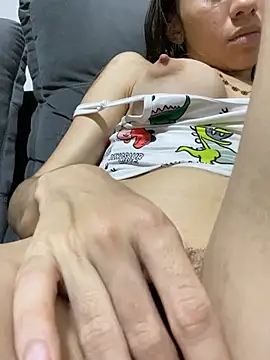 Snapshot of helensweet07 chatting on December 27, 2024, 4:26 am helensweet07 online show from December 27, 2024, 4:26 am