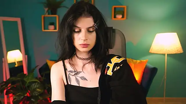 JadeCastle  online show from April 18, 2026, 5:39 pm